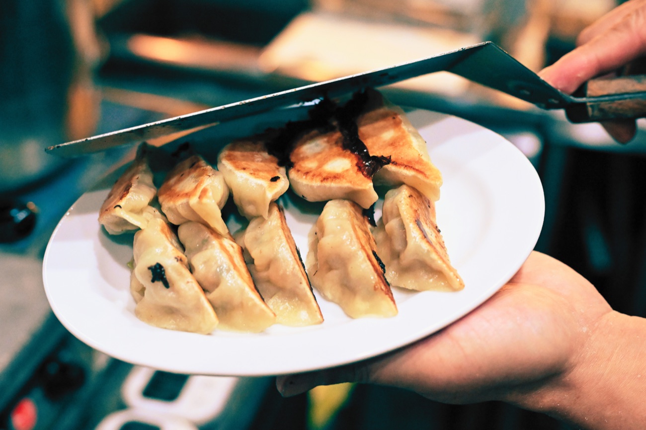 名物の焼き餃子