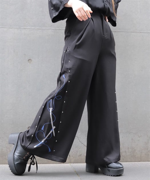 刀×スタッズ袴パンツ