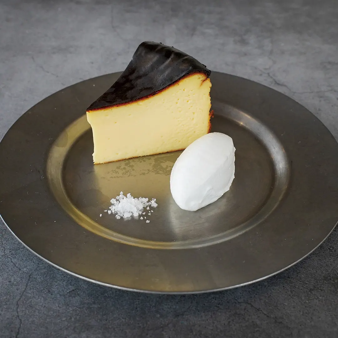 バスクチーズケーキ