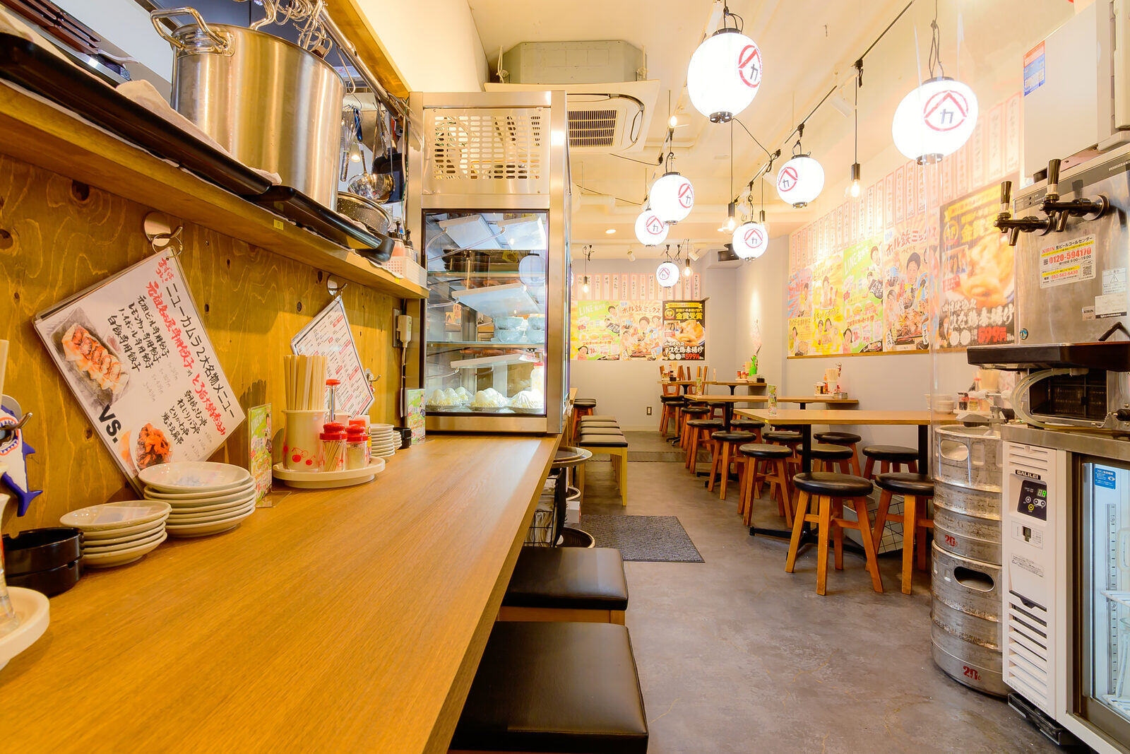 ニューカムラ栄プリンセス大通り店のカウンター席