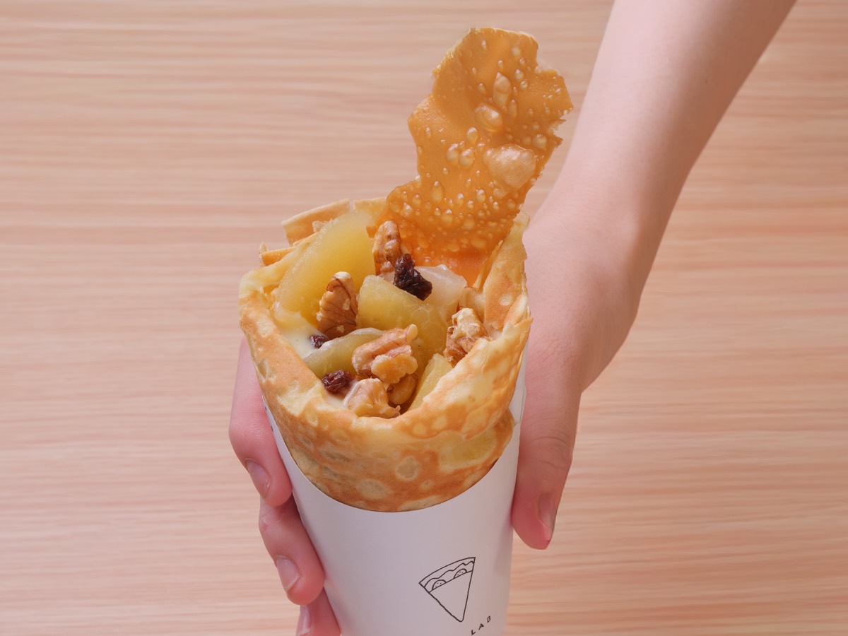 キャラメルとナッツのクレープ