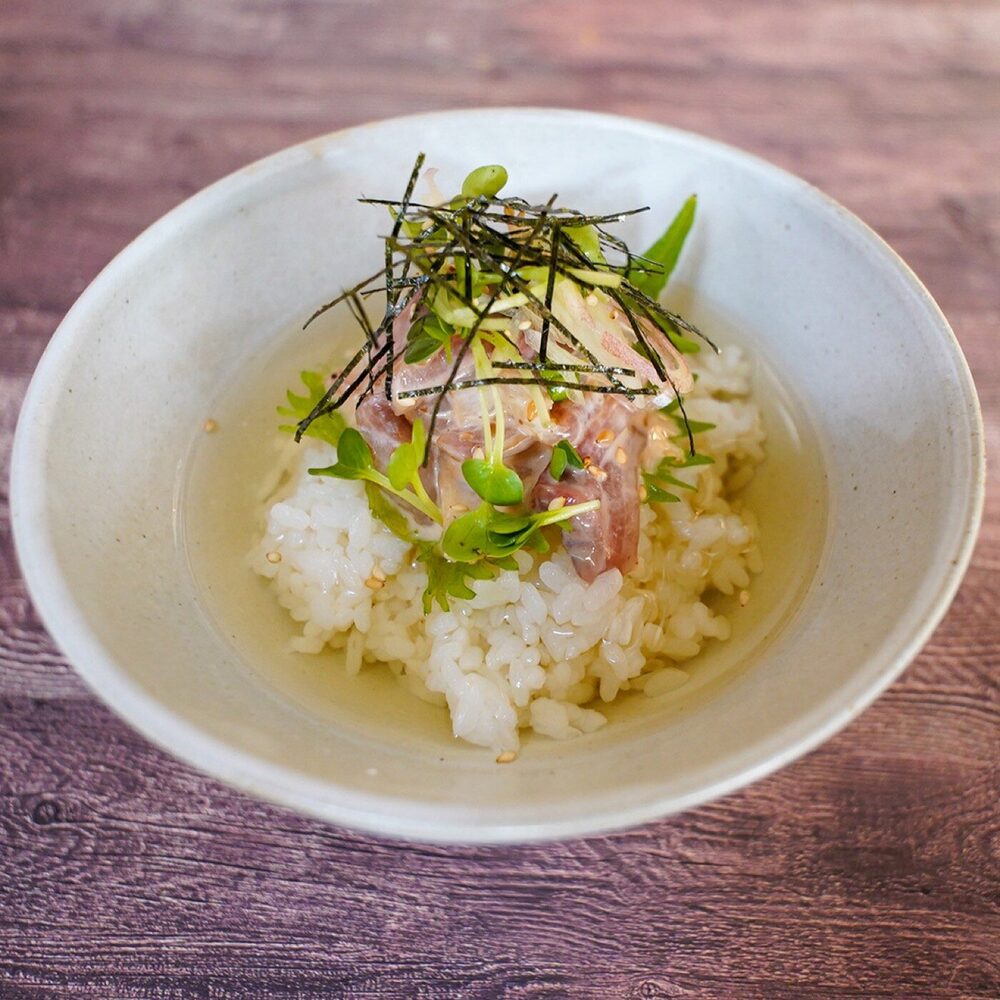海鮮ごま茶漬け ― 炉端と日本酒 魚丸 石山店