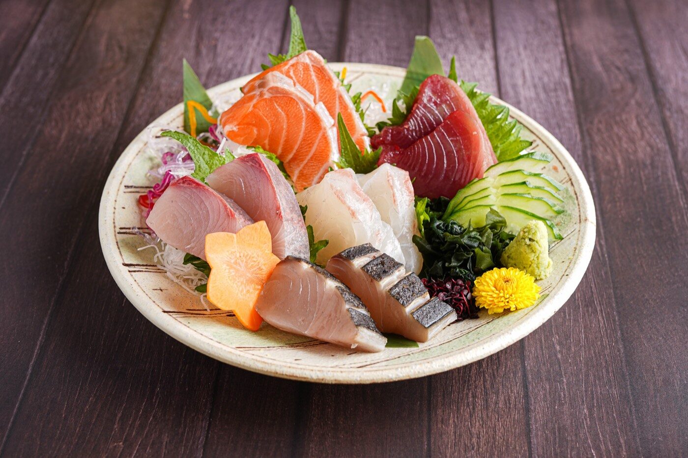 鮮魚の造り盛り合わせ
